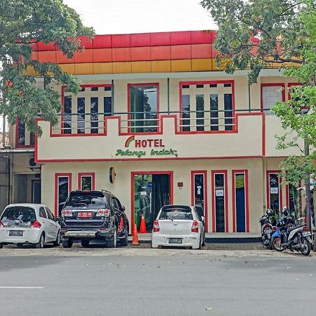 Spot On 90632 Hotel Pelangi Indah Paskal Bandung Exterior foto