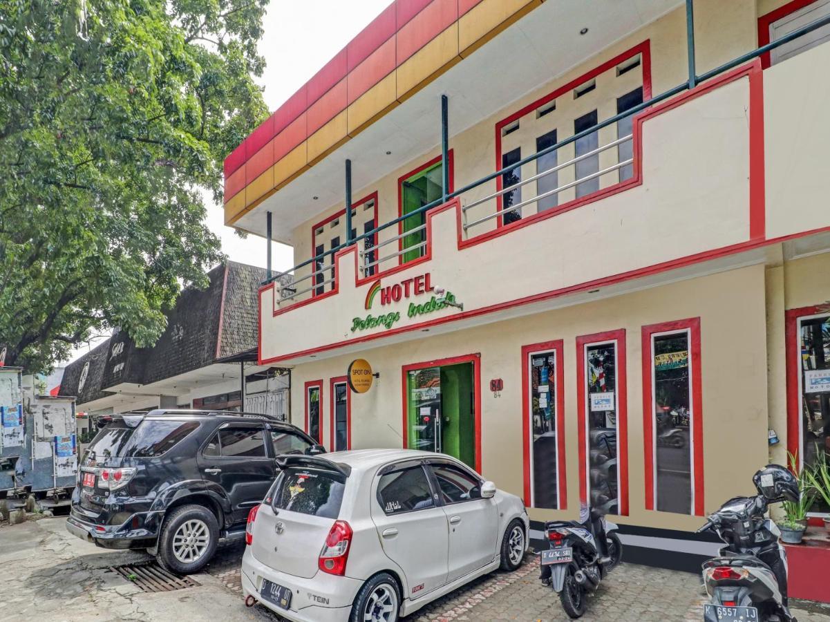 Spot On 90632 Hotel Pelangi Indah Paskal Bandung Exterior foto
