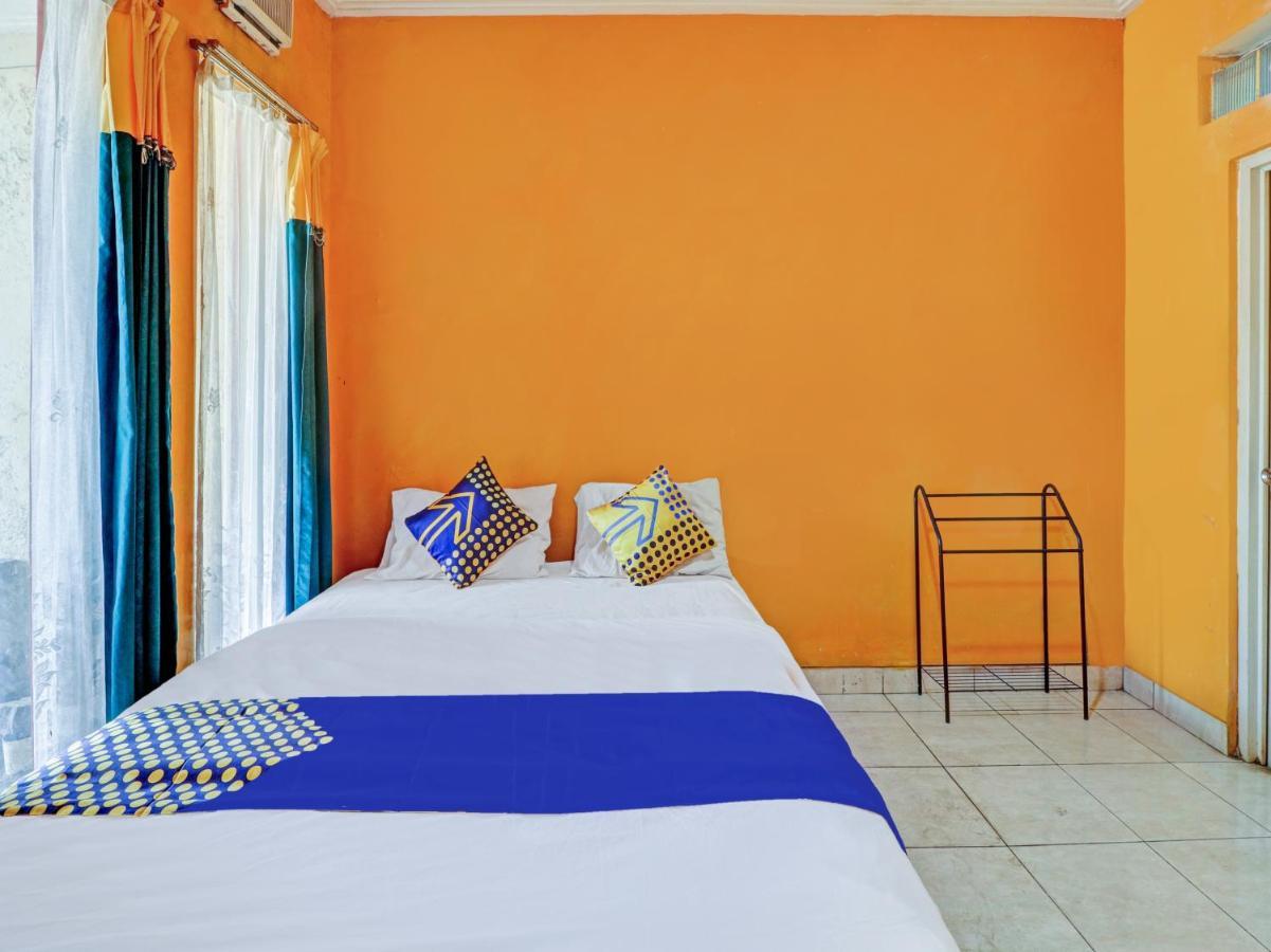 Spot On 90632 Hotel Pelangi Indah Paskal Bandung Exterior foto